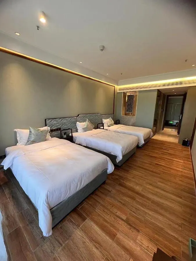 Zhongzhou International Apartment Sanya 3*,